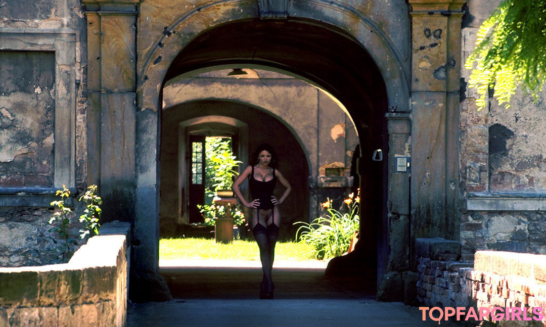 Nacktes geleaktes OnlyFans-Foto von Veronica Zemanova #1010