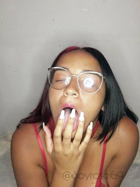 Nacktes geleaktes OnlyFans-Foto von Soyrosei69