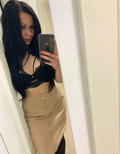 Nacktes geleaktes OnlyFans-Foto von Arteich