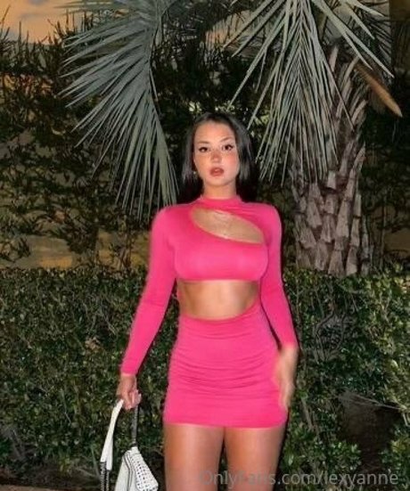 Nacktes geleaktes OnlyFans-Foto von Lexyanne