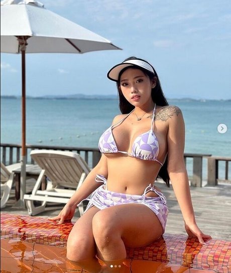 Nacktes geleaktes OnlyFans-Foto von Stella Xu
