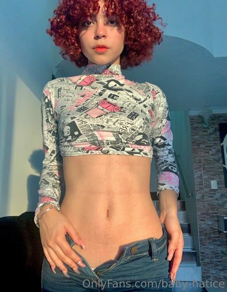 Nacktes geleaktes OnlyFans-Foto von Babyhatice
