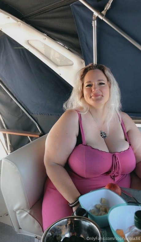 Nacktes geleaktes OnlyFans-Foto von Sophialola34