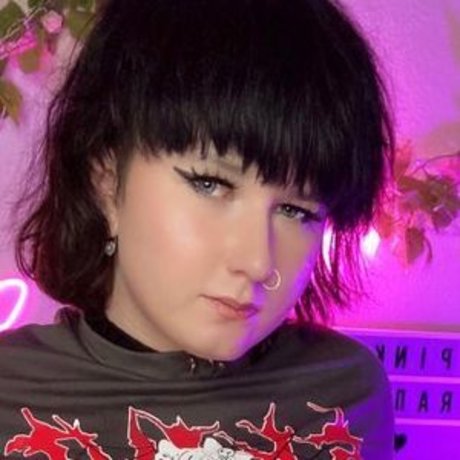Nacktes geleaktes OnlyFans-Foto von Ninaxkatrina