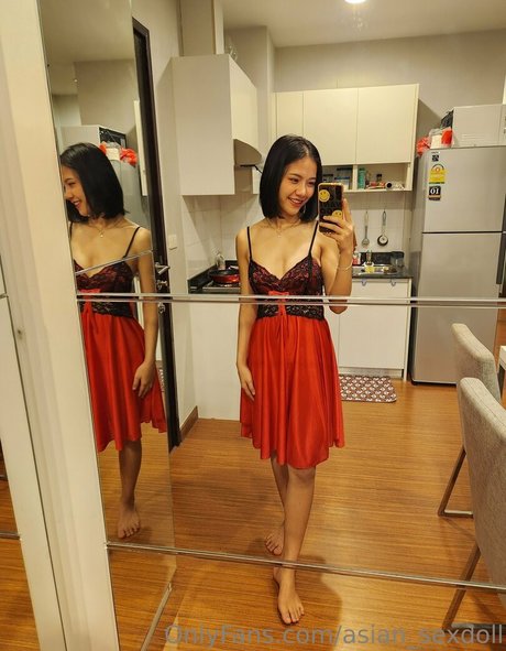 Nacktes geleaktes OnlyFans-Foto von Asian Sexdoll