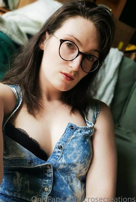Nacktes geleaktes OnlyFans-Foto von Crosecreations