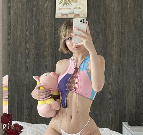 Nacktes geleaktes OnlyFans-Foto von Elllleeee