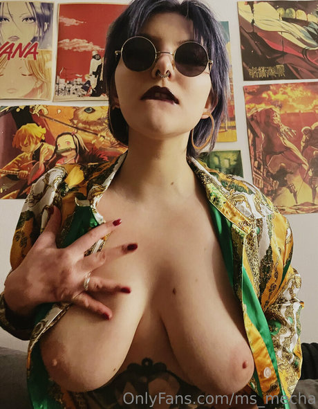Nacktes geleaktes OnlyFans-Foto von Msmecha