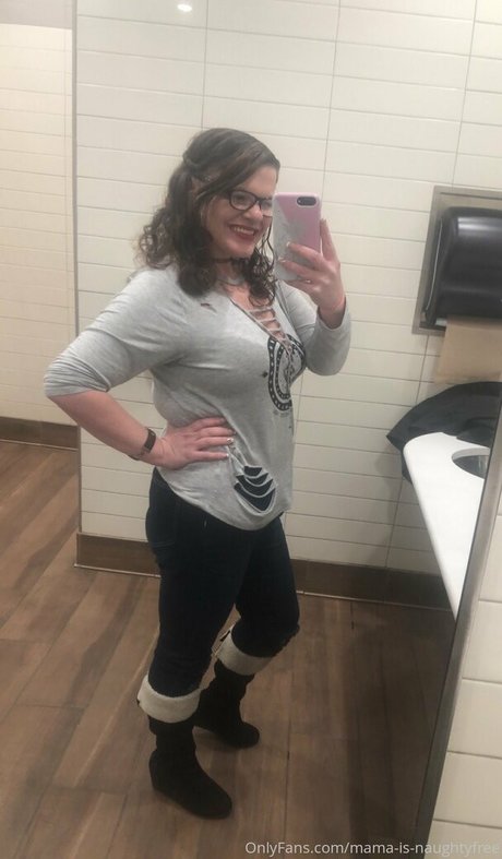 Mamaisnaughtyfree