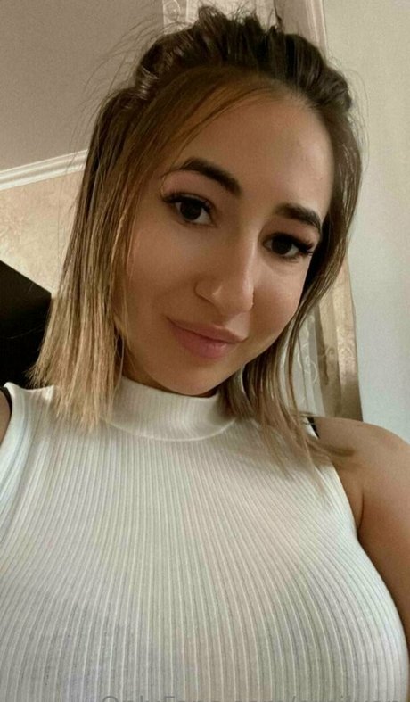 Nacktes geleaktes OnlyFans-Foto von Emilyon