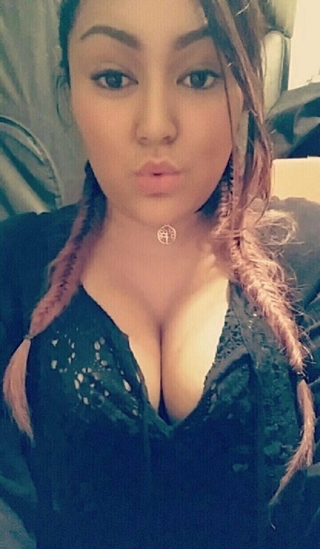 Nacktes geleaktes OnlyFans-Foto von Sweetbrownsugar