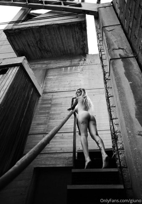 Nacktes geleaktes OnlyFans-Foto von Giuno