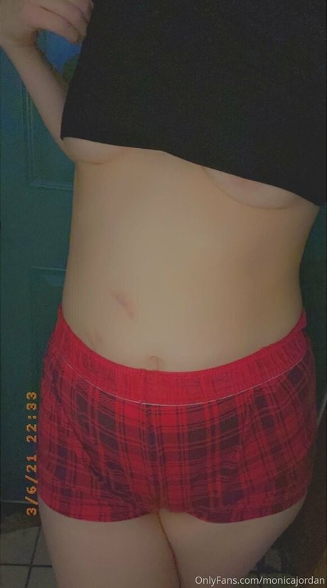 Nacktes geleaktes OnlyFans-Foto von Monicajordan