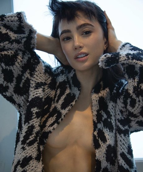 Nacktes geleaktes OnlyFans-Foto von Marinamazepa