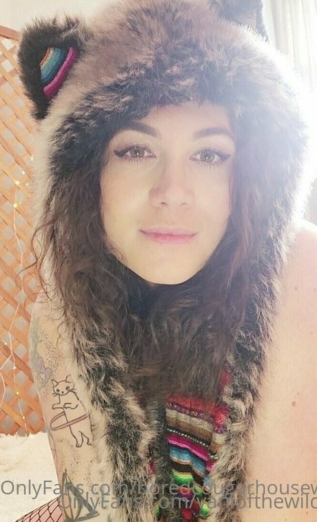 Nacktes geleaktes OnlyFans-Foto von Boredcougarhousewife