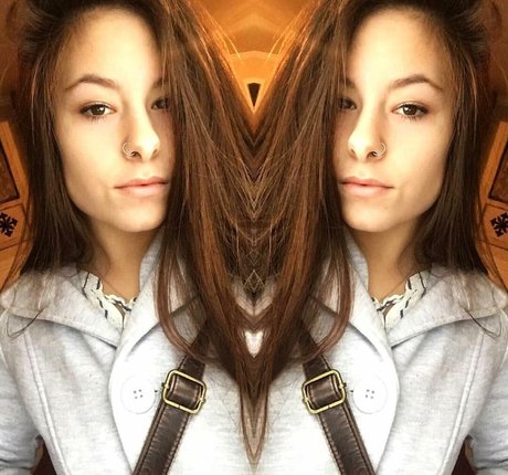 Nacktes geleaktes OnlyFans-Foto von Jordan Rose Schmidt