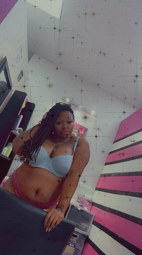Nacktes geleaktes OnlyFans-Foto von Daribaby