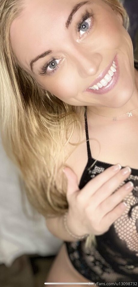 Nacktes geleaktes OnlyFans-Foto von Savannahpaige