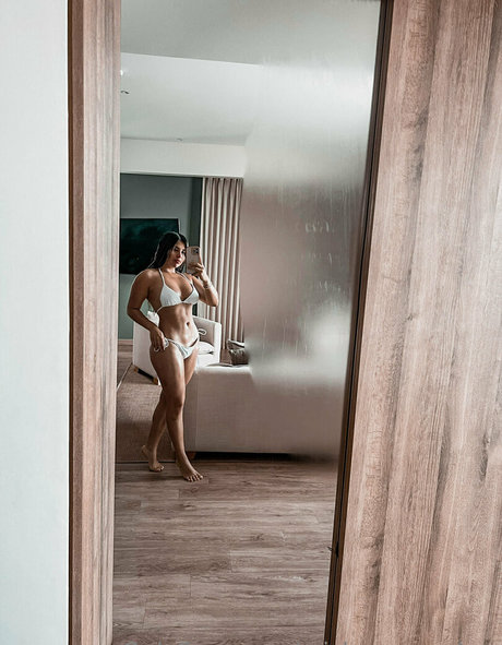 Nacktes geleaktes OnlyFans-Foto von Jennifermisha