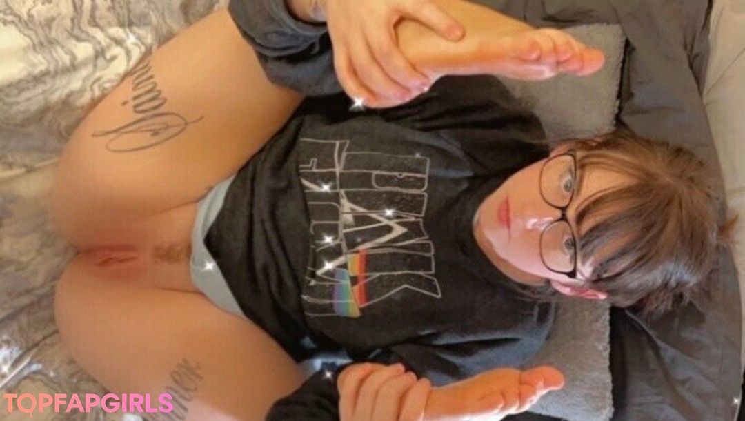 Nacktes geleaktes OnlyFans-Foto von Karliebrooks #9 Nacktes geleaktes OnlyFans-Foto von Karliebrooks #9
