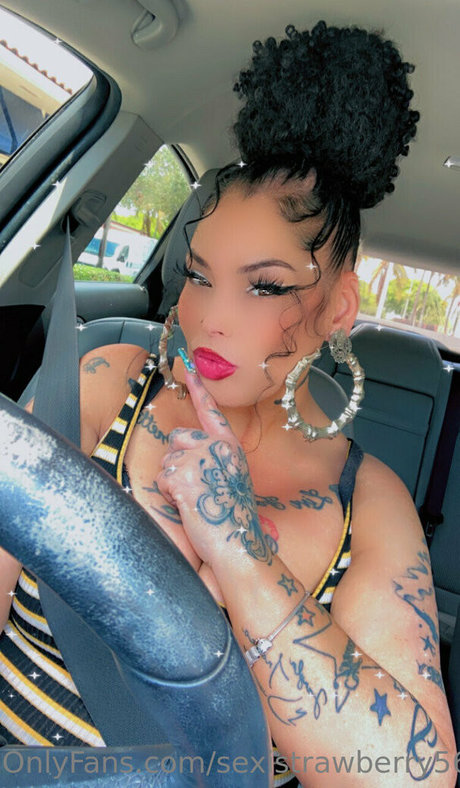 Sexistrawberry5611
