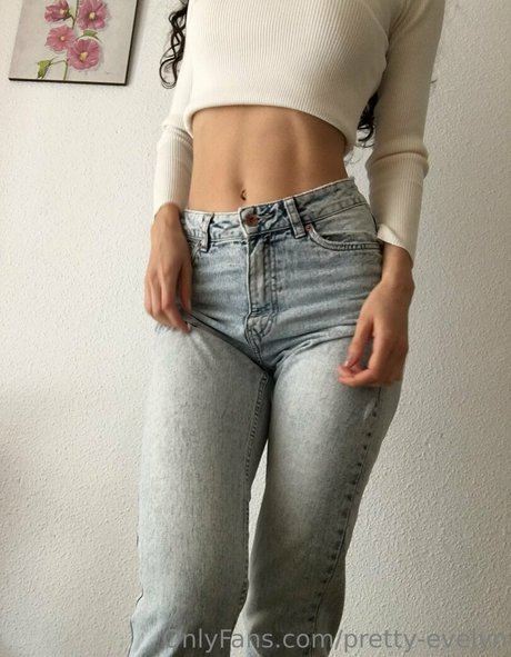 Nacktes geleaktes OnlyFans-Foto von Prettyevelyn