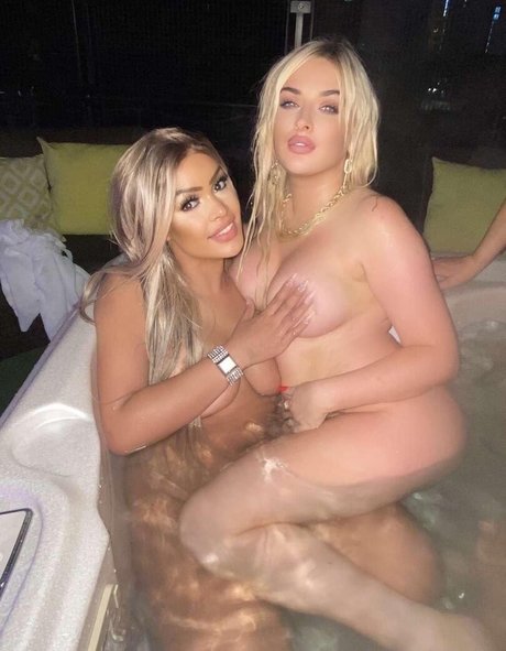 Nacktes geleaktes OnlyFans-Foto von Jill Leslie