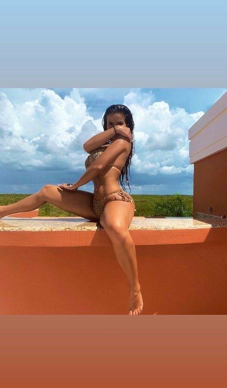 Nacktes geleaktes OnlyFans-Foto von Rachel Bush