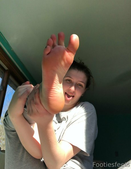 Footiesfeets