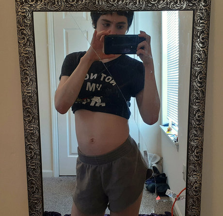 Nacktes geleaktes OnlyFans-Foto von Astuffedbirb