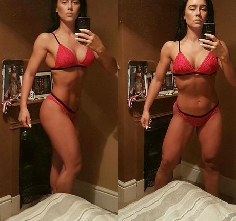 Nacktes geleaktes OnlyFans-Foto von Suzy Hanah