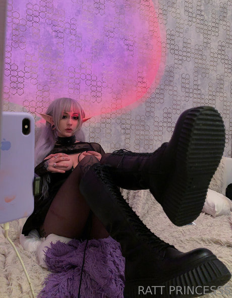 Nacktes geleaktes OnlyFans-Foto von Ratt Princesss