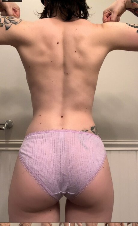 Annie Jay