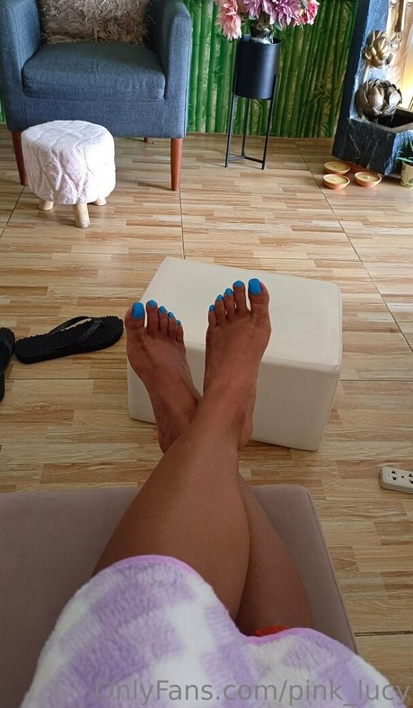 Nacktes geleaktes OnlyFans-Foto von Pinklucy