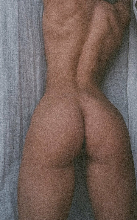 Nacktes geleaktes OnlyFans-Foto von Ia Ostergren