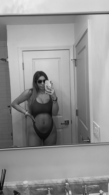 Nacktes geleaktes OnlyFans-Foto von Angelica Meehan
