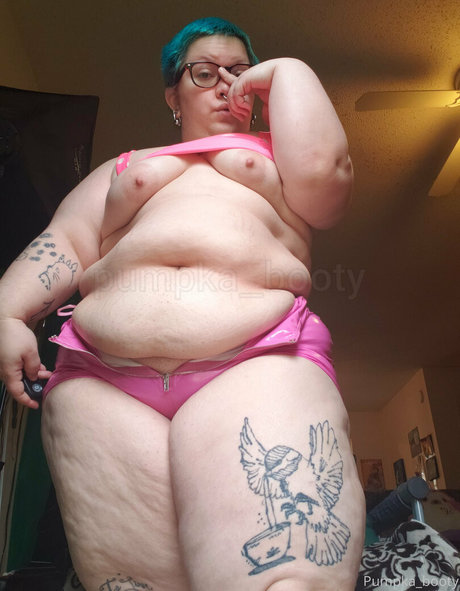 Nacktes geleaktes OnlyFans-Foto von Pumpkabooty