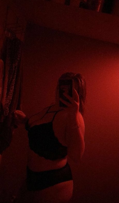 Nacktes geleaktes OnlyFans-Foto von Gingerbabe06