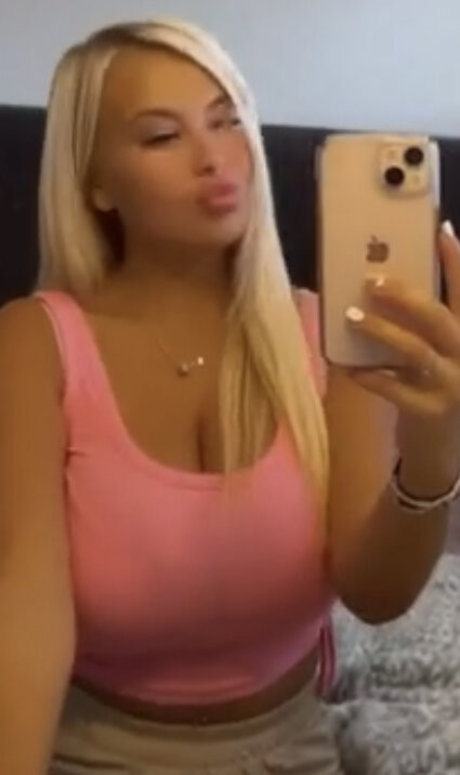 Nacktes geleaktes OnlyFans-Foto von Shauni Scanlan