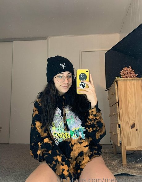 Nacktes geleaktes OnlyFans-Foto von Meowlenna