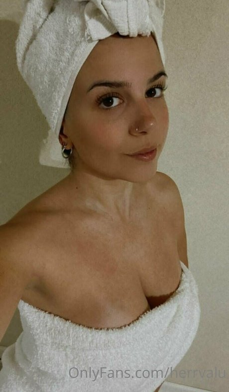 Valu Herrera