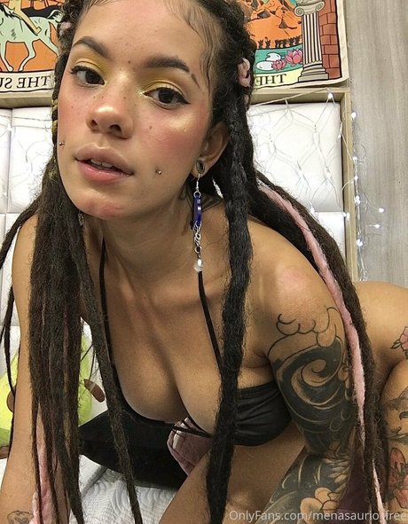 Nacktes geleaktes OnlyFans-Foto von Menasauriofree