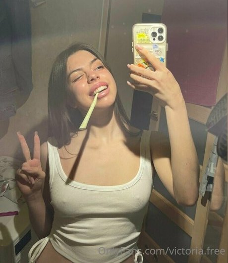 Nacktes geleaktes OnlyFans-Foto von Victoria Fairy