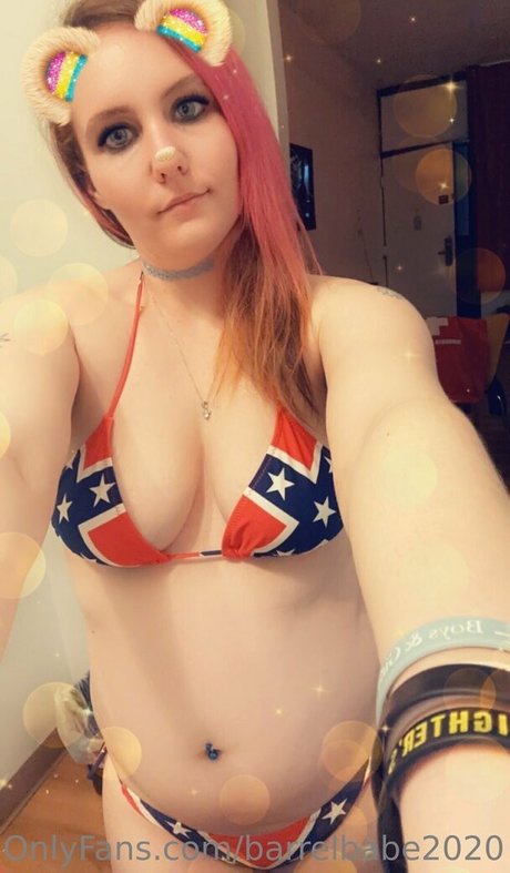 Nacktes geleaktes OnlyFans-Foto von Barrelbabe2020