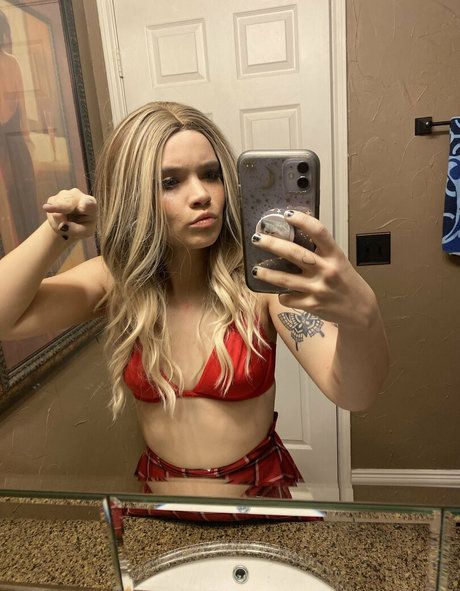 Nacktes geleaktes OnlyFans-Foto von Dawnbaybe