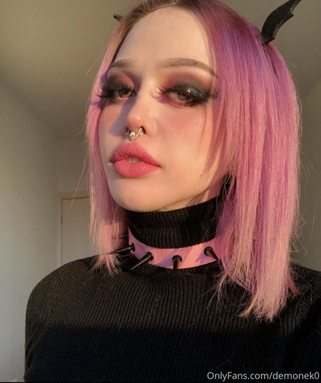 Nacktes geleaktes OnlyFans-Foto von Demonek0