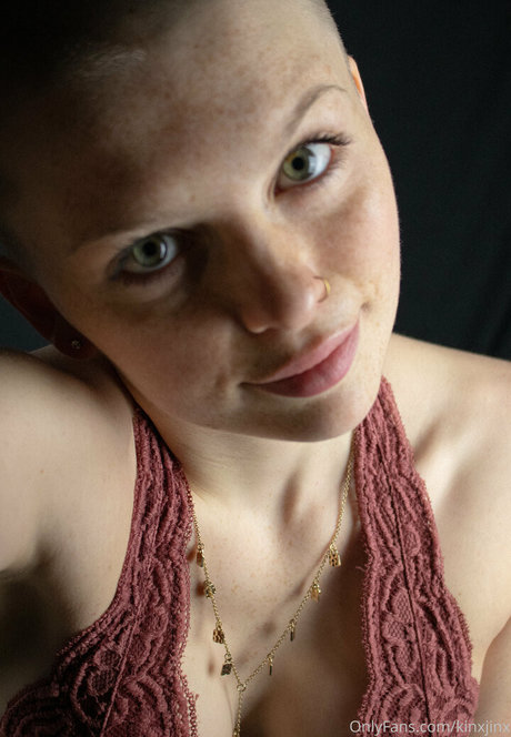 Nacktes geleaktes OnlyFans-Foto von Kenziejean