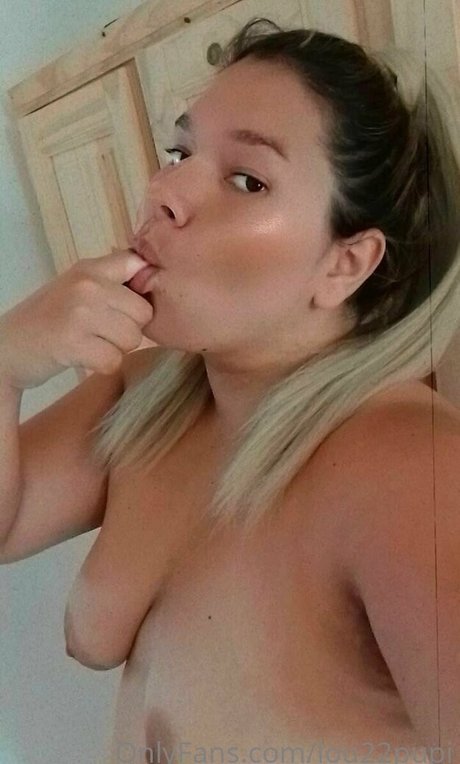 Nacktes geleaktes OnlyFans-Foto von Lou22pupi