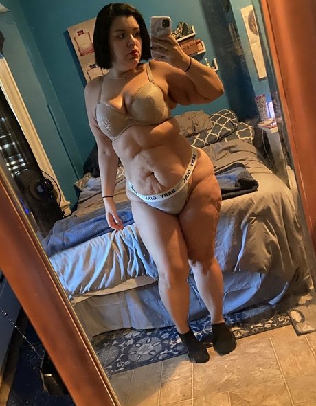 Nacktes geleaktes OnlyFans-Foto von Jennafoxxbbw