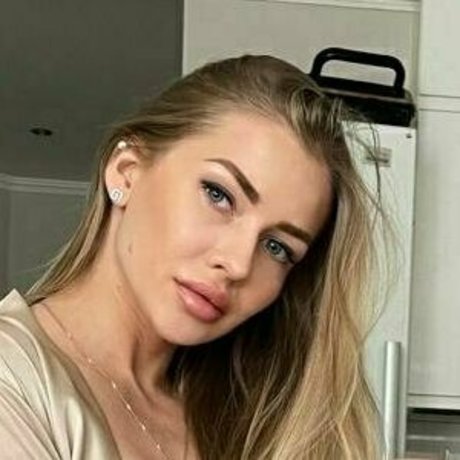 Nacktes geleaktes OnlyFans-Foto von Nastynatashy